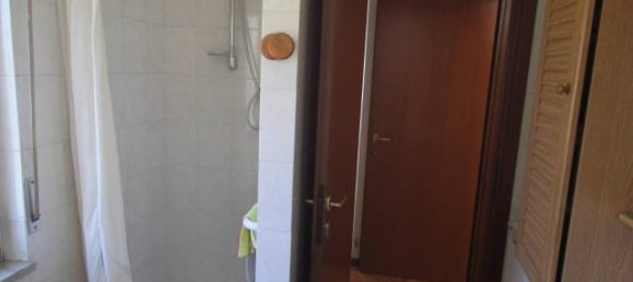 Дом с 8 комнатами в Гориция, Италия № 113687 4