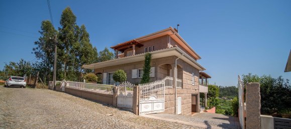 5 bedrooms House in Felgueiras, Portugal No. 30110 7