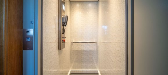 5 bedrooms House in Felgueiras, Portugal No. 30110 12