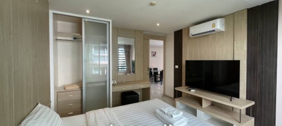 3 bedrooms Condo in Kathu, Thailand No. 25414 4