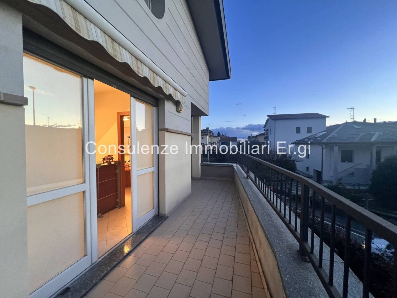 3 Schlafzimmer Wohnung in Garbagnate Milanese, Italy, Nr. 206369