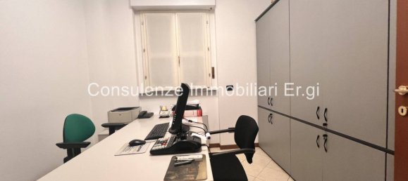 3 Schlafzimmer Wohnung in Garbagnate Milanese, Italy, Nr. 206369 9