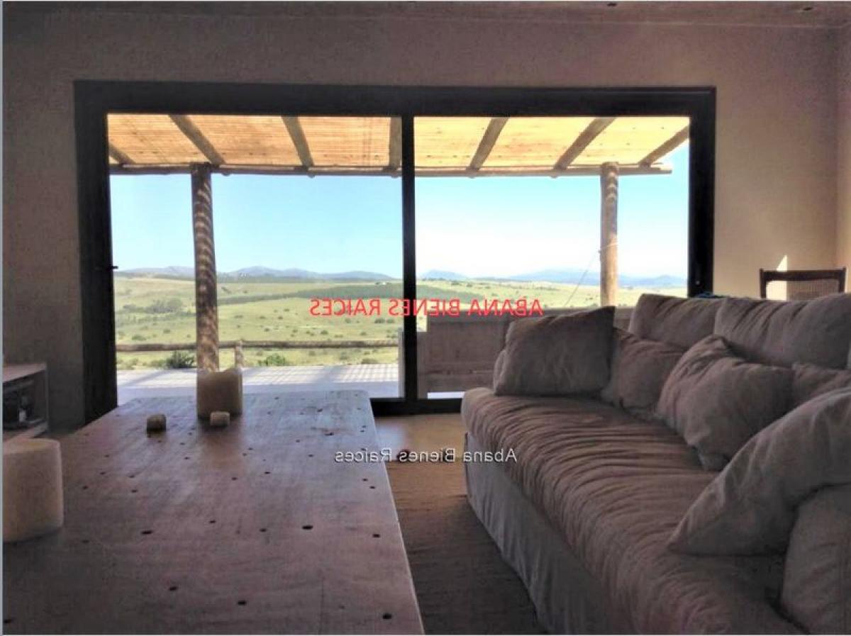 4 bedrooms House in Maldonado, Uruguay No. 985