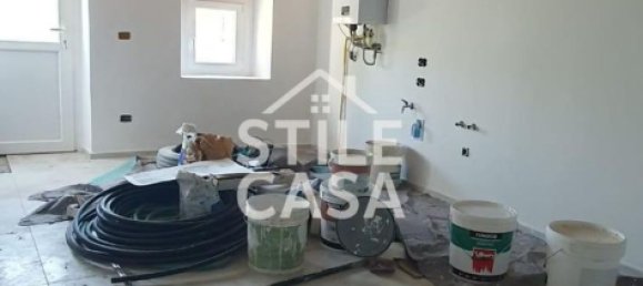 4 rooms House in Lucca, Italy No. 280047 17