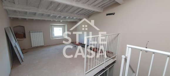 4 rooms House in Lucca, Italy No. 280047 28