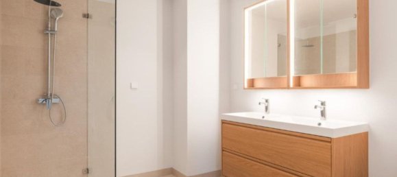 4 غرف نوم منزل في Lisbon, Portugal رقم 105982 39