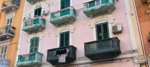 Apartamento de 2 dormitorios en Bari, Italy No. 115925 11