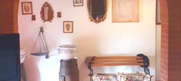 Дом с 9 комнатами в Монтополи ин Валь д’Арно, Италия № 227414 14