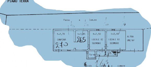 Дом с 9 комнатами в Монтополи ин Валь д’Арно, Италия № 227414 41
