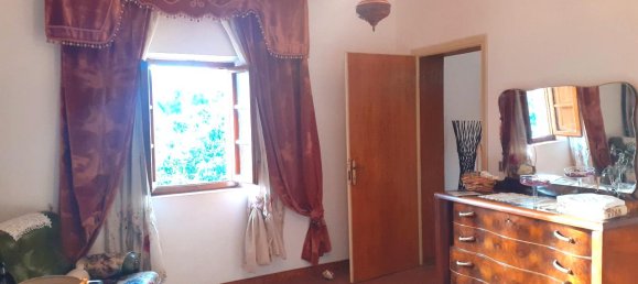 Дом с 9 комнатами в Монтополи ин Валь д’Арно, Италия № 227414 20