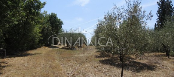 Дом с 9 комнатами в Монтополи ин Валь д’Арно, Италия № 227414 31