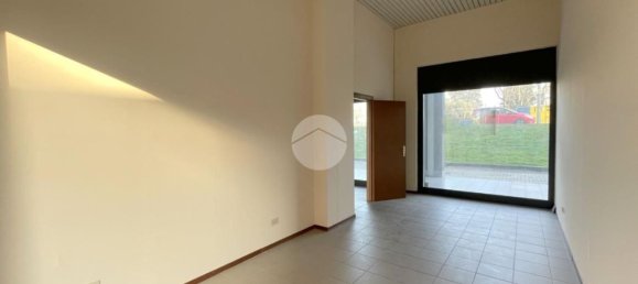 Propriété commerciale à Brescia, Italy 50m² No. 212559 6