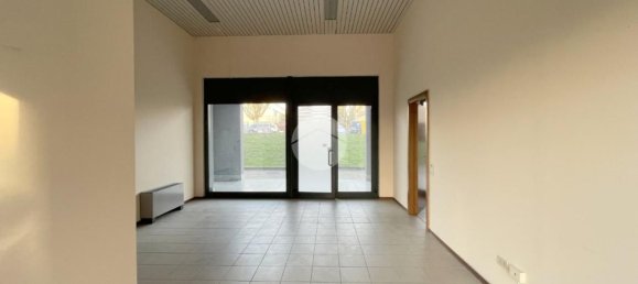 Propriété commerciale à Brescia, Italy 50m² No. 212559 8