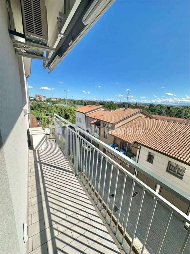 2 bedrooms Apartment in Modena, Italy No. 262845