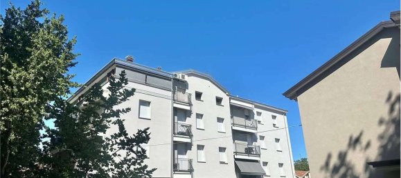 2 bedrooms Apartment in Modena, Italy No. 262845 16