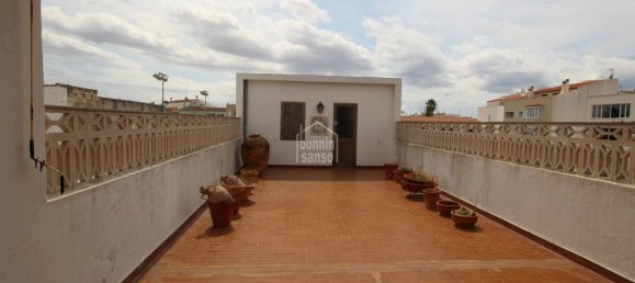 Таунхаус с 3 спальнями в Сьютаделья-де-Менорка, Испания № 174 3