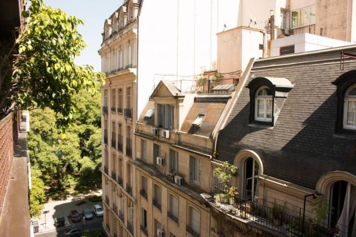 4 bedrooms Apartment in Buenos Aires, Argentina No. 77456