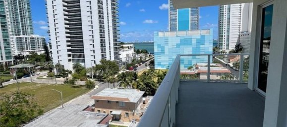 2 غرف نوم عقار تجاري في Miami, الولايات المتحدة رقم 615299 10