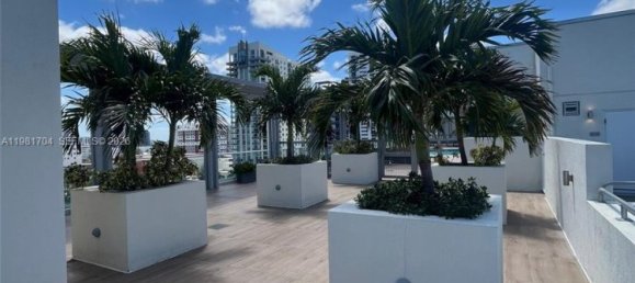 2 غرف نوم عقار تجاري في Miami, الولايات المتحدة رقم 615299 7