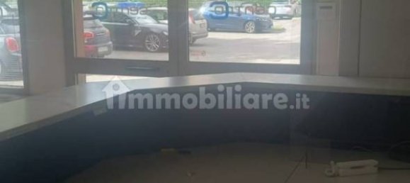 4غرفة عقار تجاري في Brescia, Italy رقم 112954 2