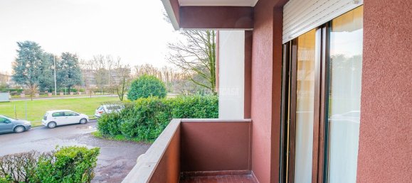 Квартира с 3 комнатами в Таваццано кон Виллавеско, Италия № 120148 9