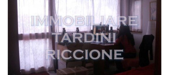 9 rooms Apartment in Pesaro, Italy No. 63880 4