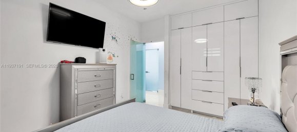 4 Schlafzimmer Villa in Miami, USA, Nr. 615190 15