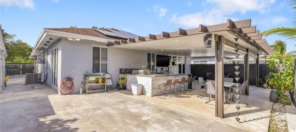 4 Schlafzimmer Villa in Miami, USA, Nr. 615190 4