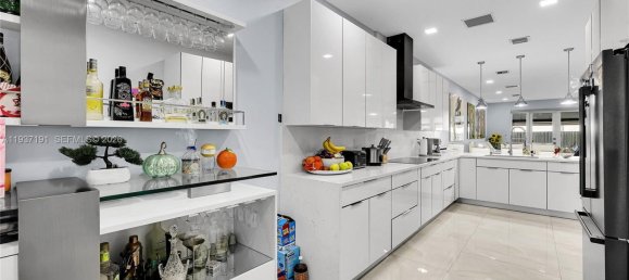 4 Schlafzimmer Villa in Miami, USA, Nr. 615190 26