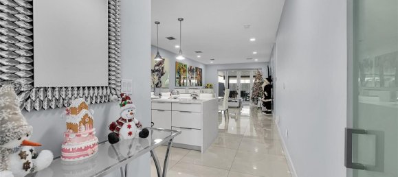 4 Schlafzimmer Villa in Miami, USA, Nr. 615190 30