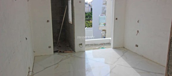 Apartamento T3 em Swieqi, Malta N.º 4874 7