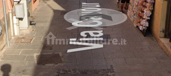 Propiedad comercial de 1 habitación en Cagliari, Italy No. 263696 6