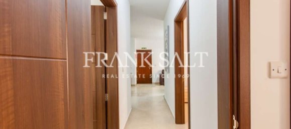 3 bedrooms Apartment in Msida, Malta No. 4947 7