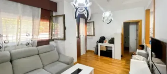 Apartamento de 2 dormitorios en Madrid, Spain No. 178820 23