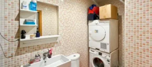 Apartamento de 2 dormitorios en Madrid, Spain No. 178820 18