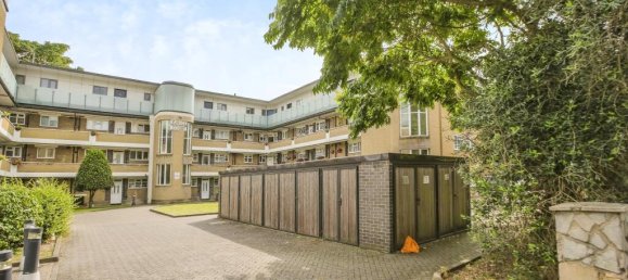 2 bedrooms Apartment in Purley, United Kingdom No. 8073 4