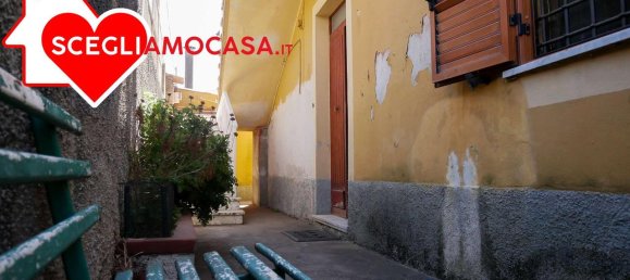 3 rooms Apartment in Catanzaro, Italy No. 111672 17
