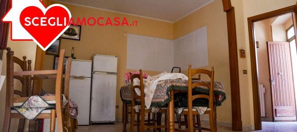 3 rooms Apartment in Catanzaro, Italy No. 111672 11