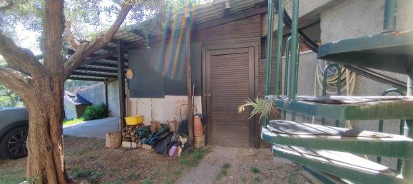 4 Schlafzimmer Wohnung in Magliolo, Italy, Nr. 311037 22