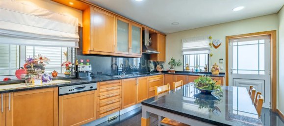 Casa de 6 dormitorios en Vila Nova de Gaia, Portugal No. 126037 7