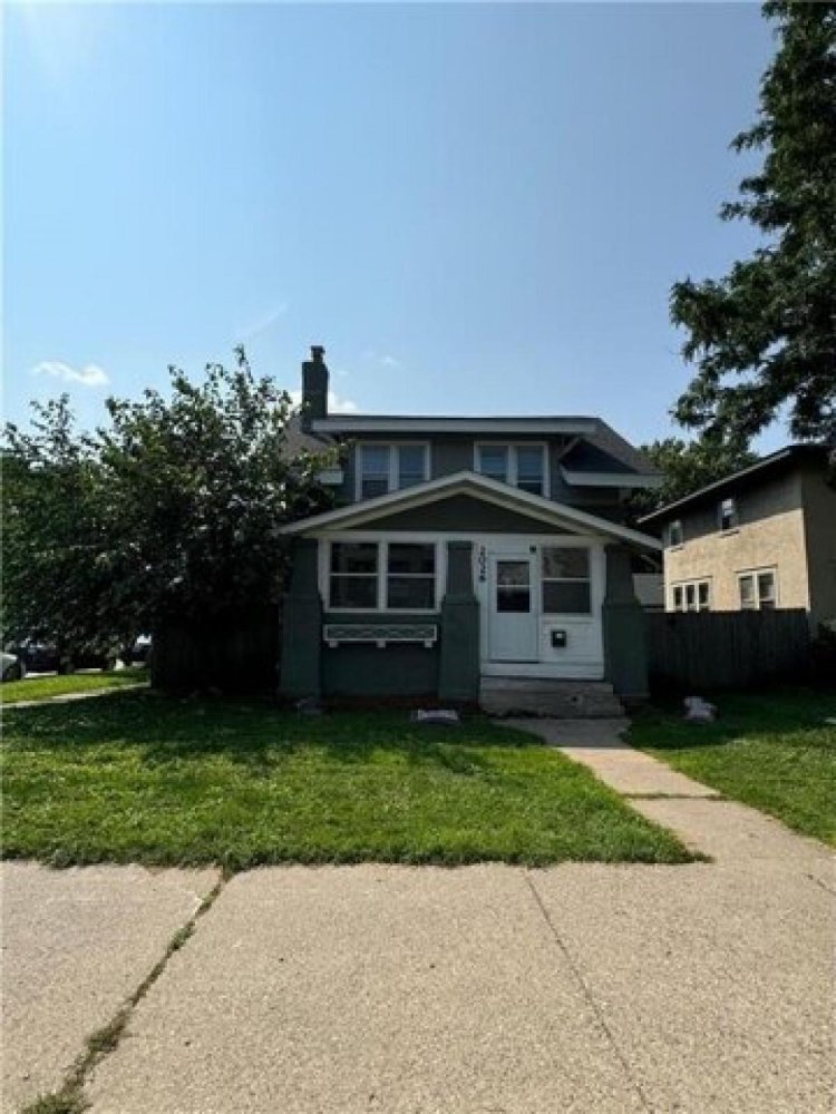 Дом с 4 спальнями в Миннеаполис, США № 375898