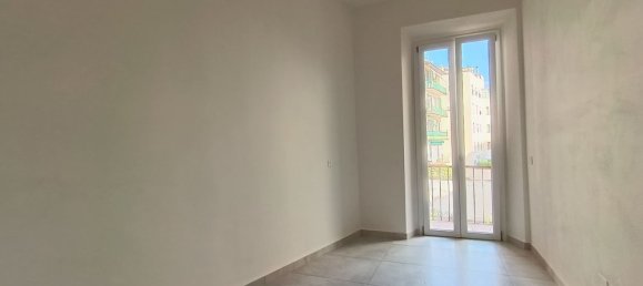 3 rooms Apartment in Florence, Italy No. 265198 6