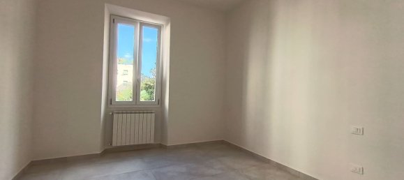 3 rooms Apartment in Florence, Italy No. 265198 4