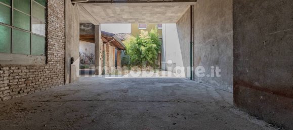 Дом с 3 спальнями в Карате Брианца, Италия № 343492 8