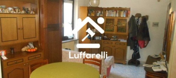 Квартира с 5 комнатами в Чирие, Италия № 47195 5