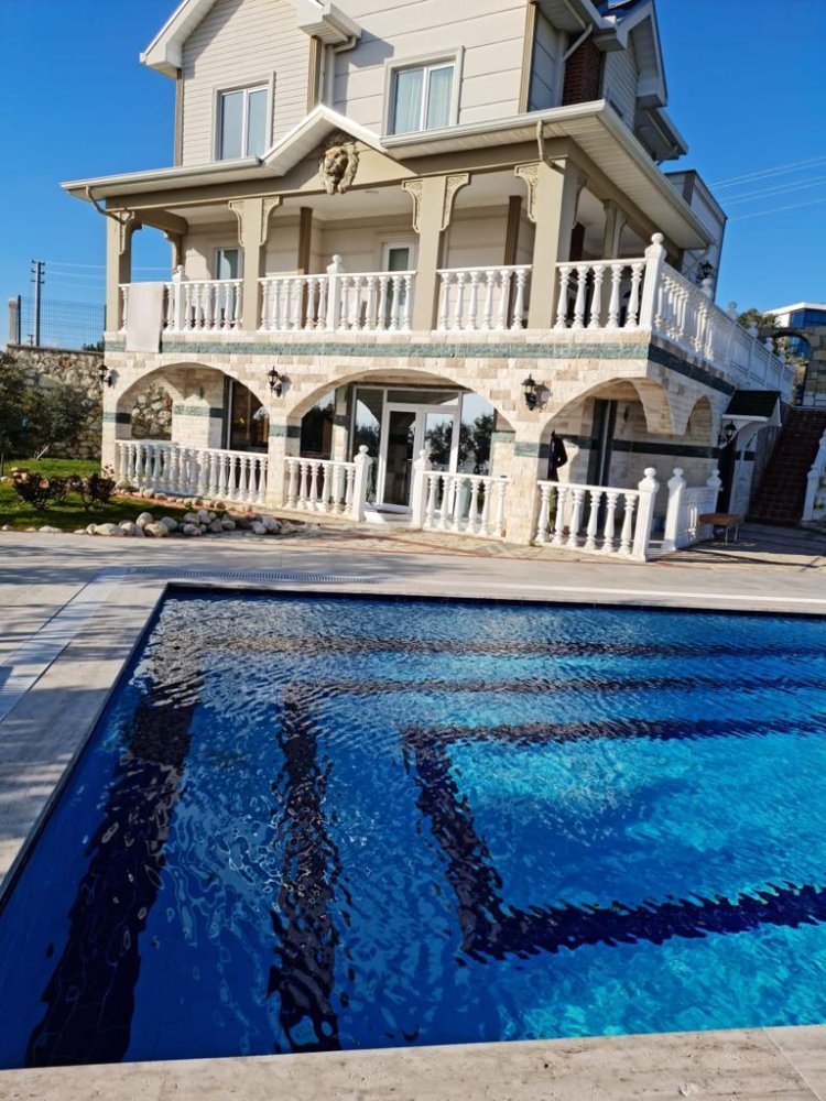 Вилла 7+1 в Окурджалар, Турция № 15845