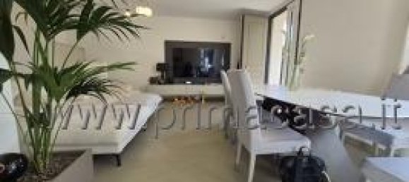 4 rooms House in San Martino in Rio, Italy No. 14640 7