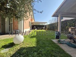 4 rooms House in San Martino in Rio, Italy No. 14640