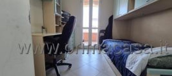 4 rooms House in San Martino in Rio, Italy No. 14640 18
