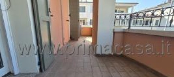 4 rooms House in San Martino in Rio, Italy No. 14640 20